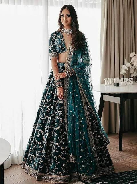 5 Ways To Achieve A Royal Look In Your Bridal Lehenga Choli